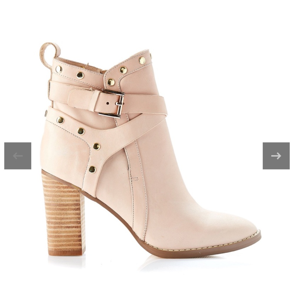 Walnut of Melbourne Beige Leather Boots